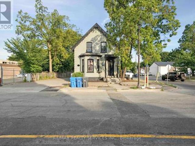 Commercial for sale in Georgina, Ontario