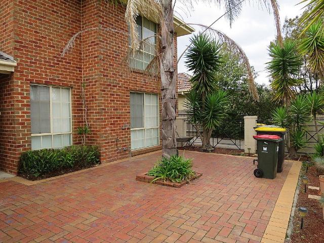 Apartment for rent in Camerons Creek, Victoria