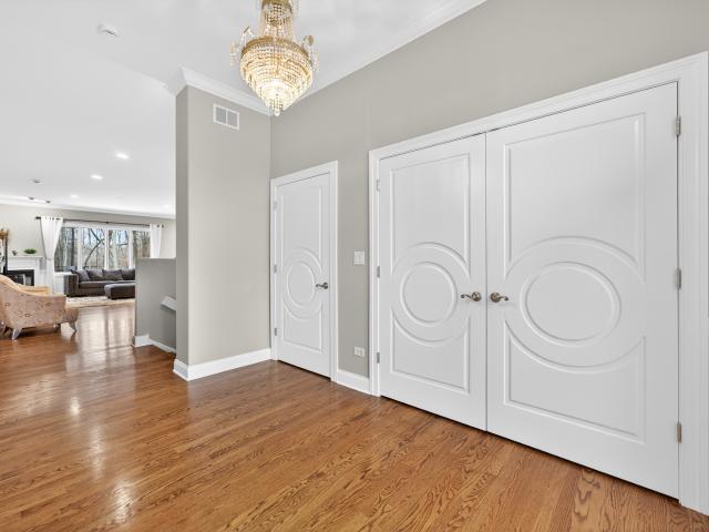 House for sale in Bloomingdale, Illinois