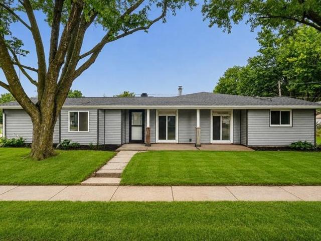 House for sale in Linn, Iowa