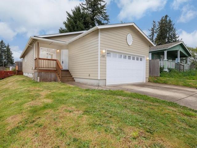 House for sale in Oregonia