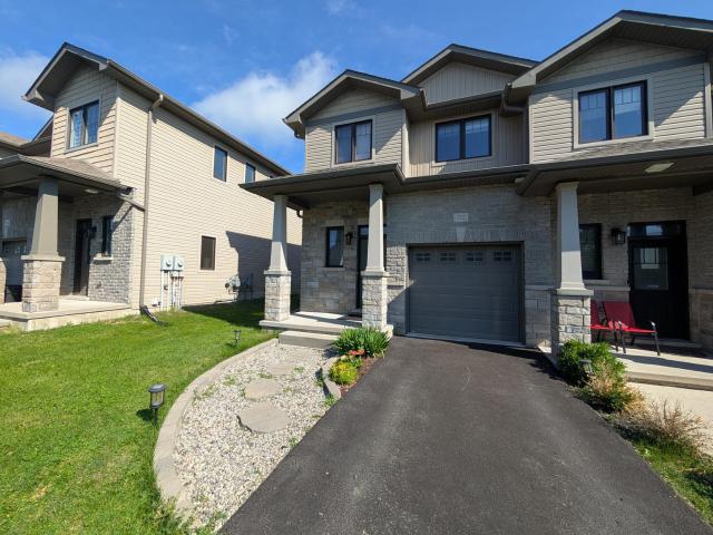 Apartment for rent in Loyalist, Ontario