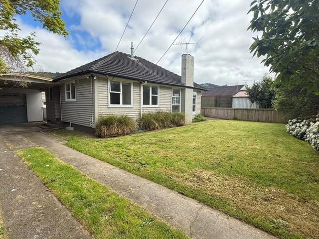 House for rent in Poets Block, Upper Hutt