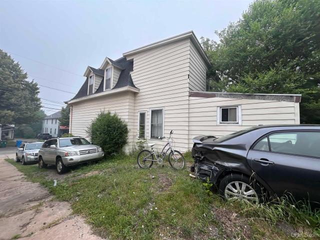 House for sale in Marquette, Michigan