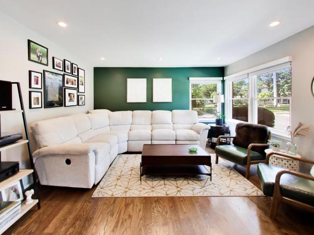 Condo for sale in Lombard, Illinois