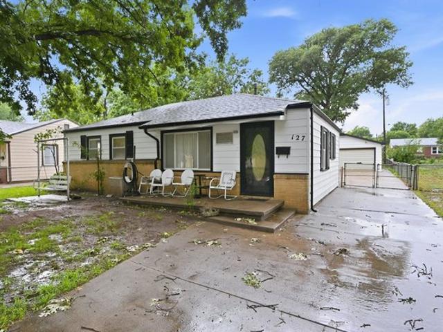 House for sale in Kansas