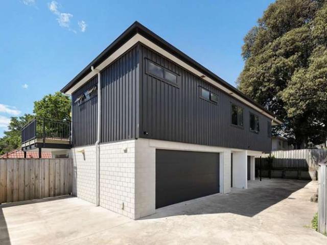 House for sale in The Avenues, Tauranga