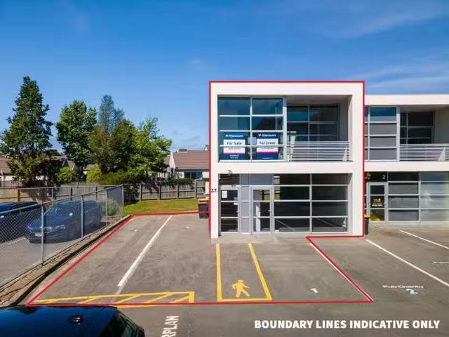 House for sale in Chaslands, Canterbury