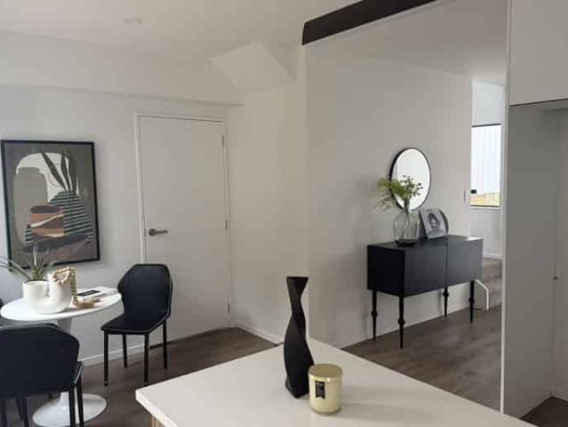 House for rent in Oratia, Oroua County