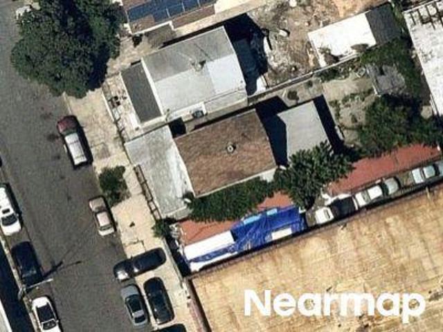 House for sale in Queens, Arverne