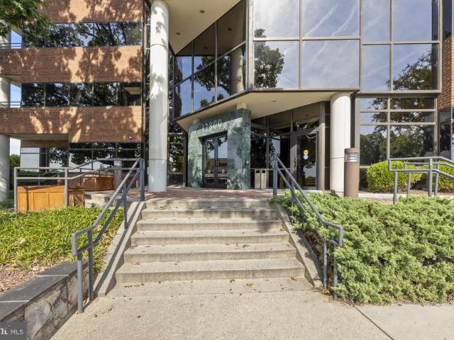 Commercial for sale in The Colony, Germantown