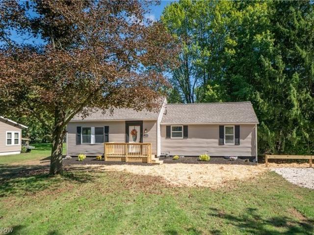 House for sale in Uniontown, Stark County