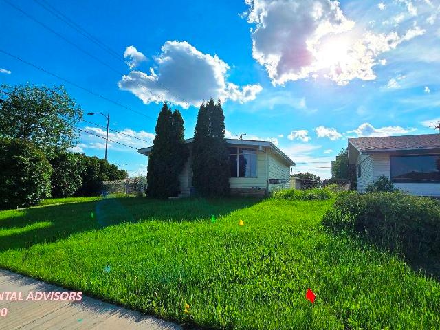 Apartment for rent in Wedgewood, Alberta