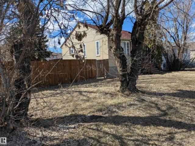 Land for sale in Wedgewood, Alberta