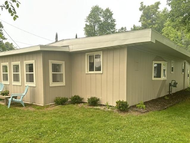 House for sale in Houghton Lake, Michigan