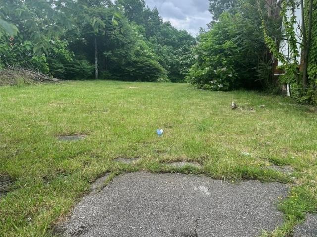 Commercial for sale in Cleveland