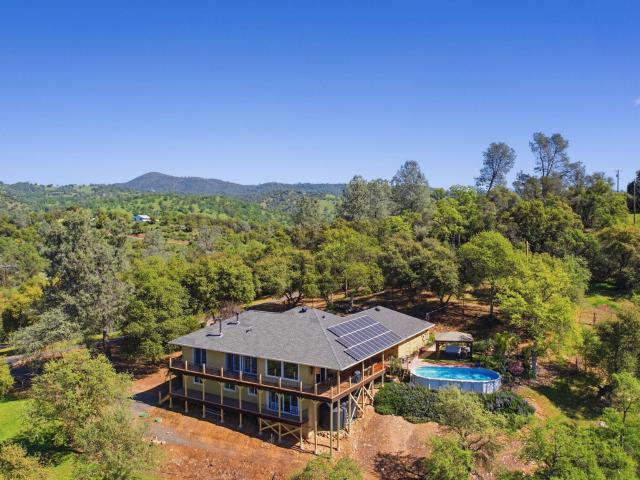 House for sale in Jamestown, California