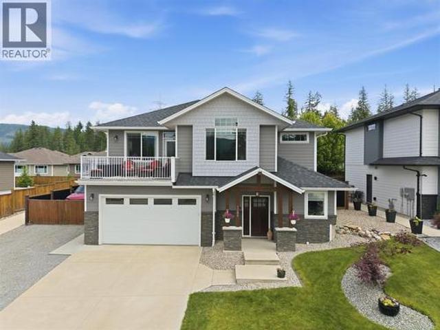 House for sale in Salmon Arm, British Columbia