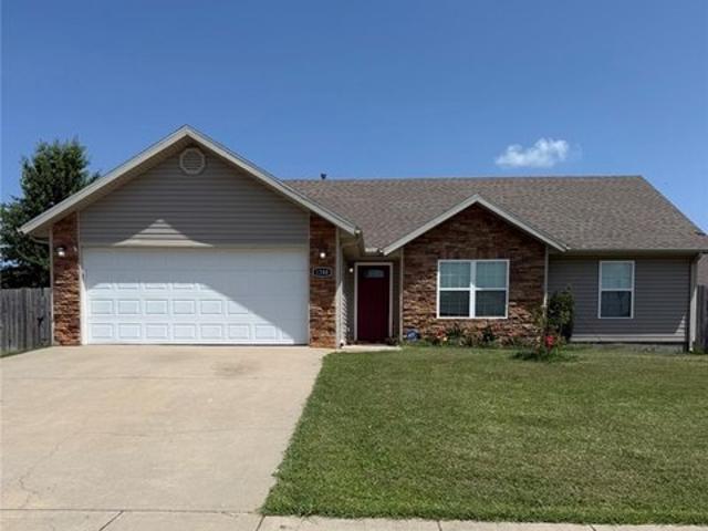 House for sale in Prairie Grove, Washington County