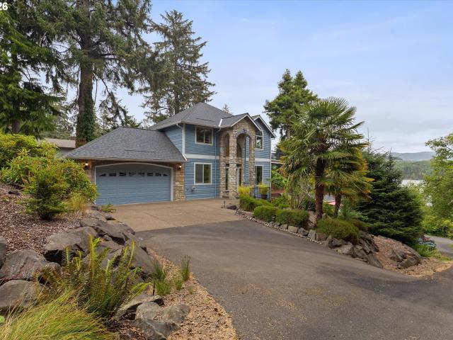 House for sale in Oregonia