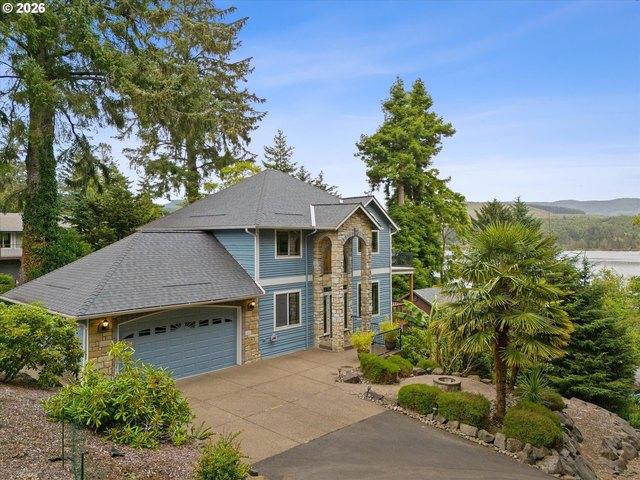 House for sale in Oregonia