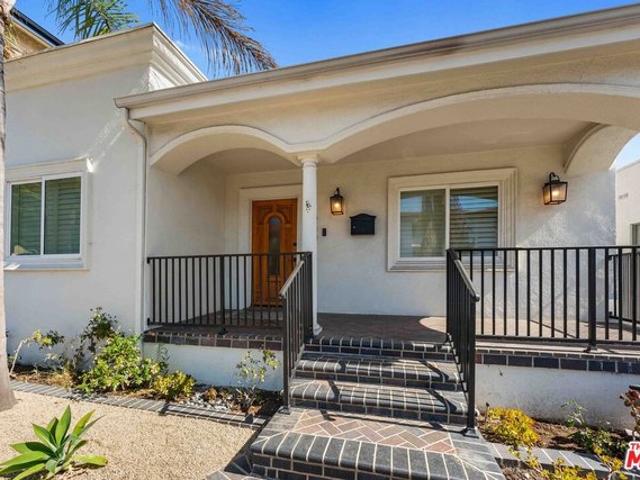 House for sale in Little Italy, Los Angeles