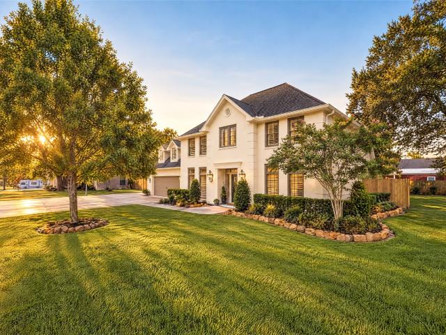 House for sale in Mont Belvieu, Chambers County