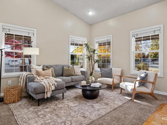 House for sale in Sportsman Pointe, Meridian