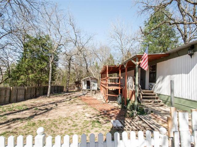 House for sale in Ben Wheeler, Texas