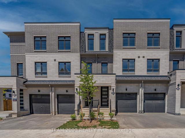 Townhouse for sale in Woburn, Ontario