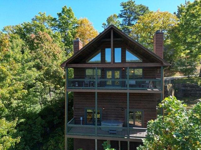 House for sale in Hiawassee, Towns County