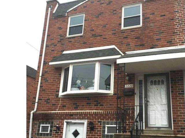 Townhouse for sale in Philadelphia, Pennsylvania