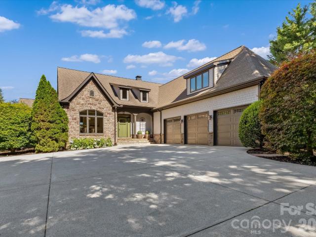 House for sale in Mecklenburg, North Carolina