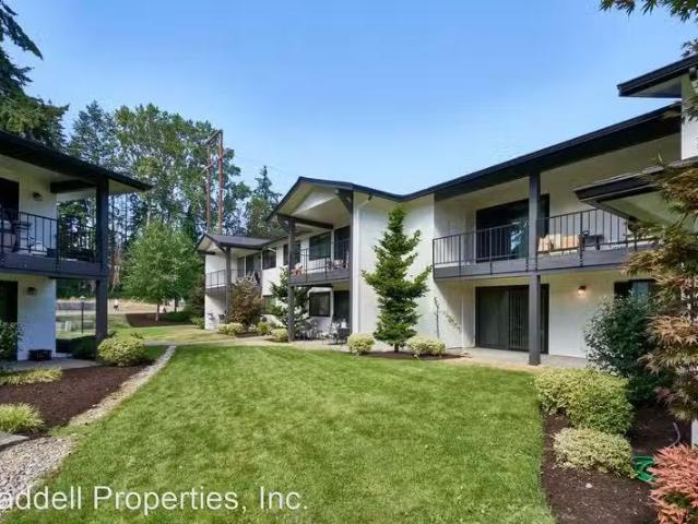 Condo for rent in Renton