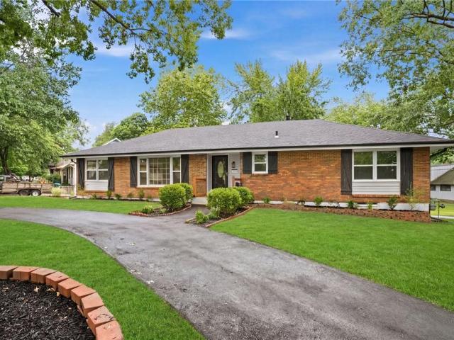 House for sale in Grandview, Missouri