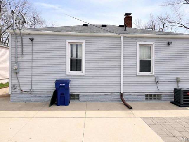 House for sale in Lincoln Park, Michigan