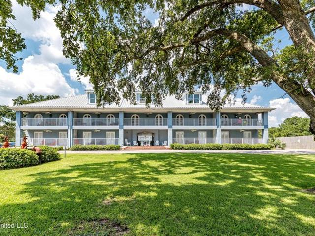 Condo for sale in Biloxi, Mississippi