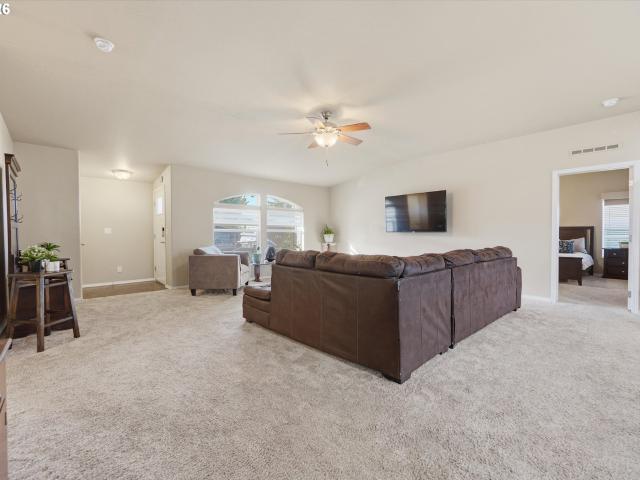 House for sale in Lafayette, Yamhill County