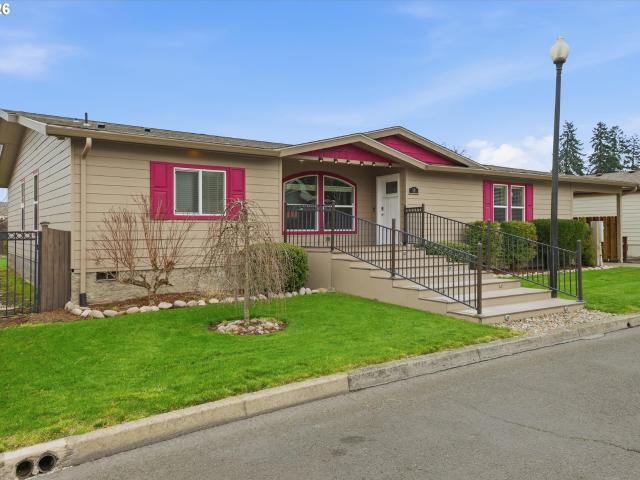 House for sale in Oregonia