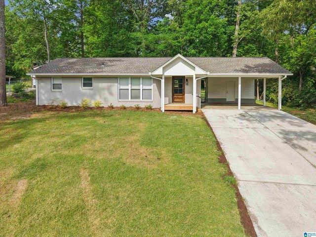 House for sale in Leeds, Alabama