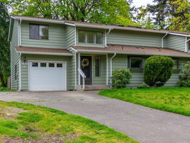 Townhouse for sale in Oak Harbor, Washington