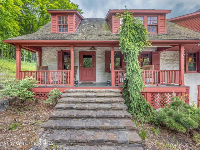 House for sale in Connelly, New York