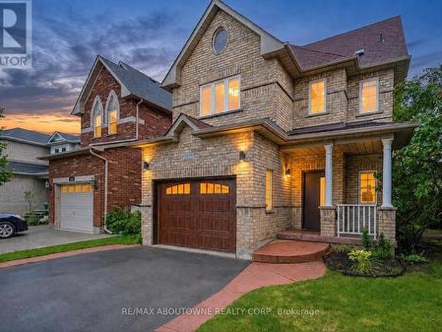 House for sale in Oakville, Ontario