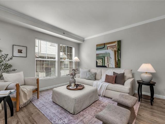 Townhouse for sale in Harbor City, Canoga Park