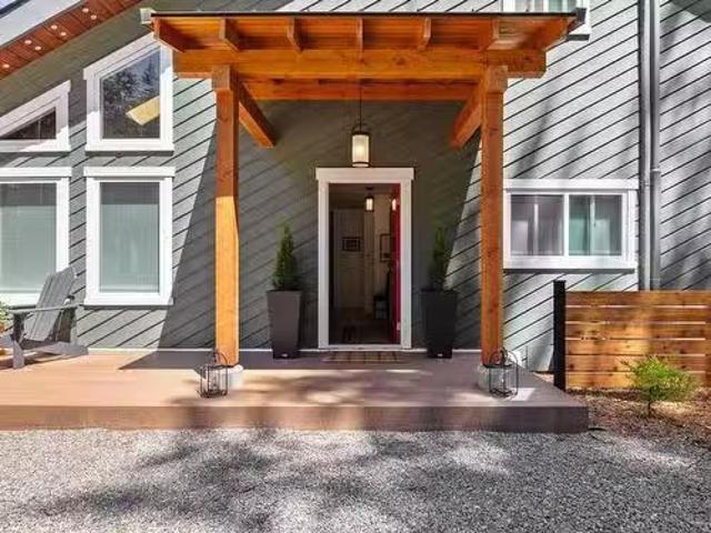 House for sale in Little River, British Columbia
