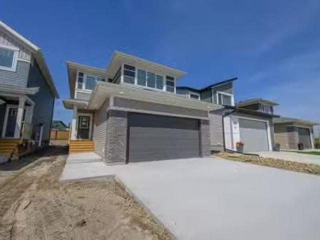 House for sale in Grande Prairie, Alberta
