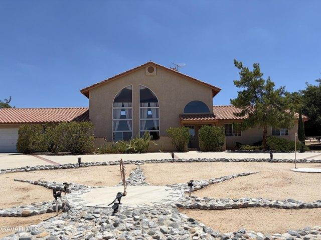 House for sale in Pearblossom, California