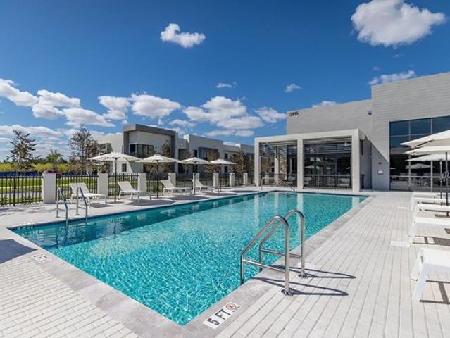 Townhouse for rent in Florida