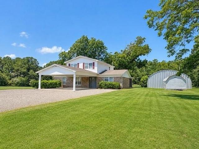 House for sale in Stapleton, Alabama