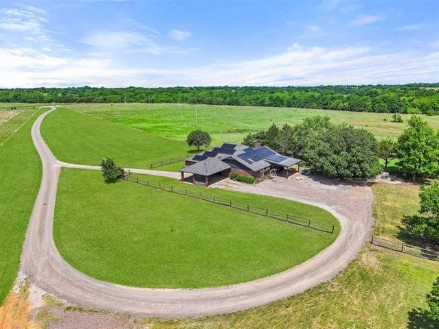 House for sale in Wayne, Oklahoma
